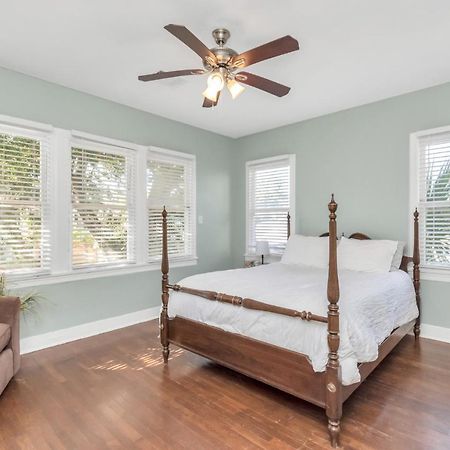 2 Kitchens,2 Living Rooms,4 Bedrooms-Close To All! Galveston Extérieur photo