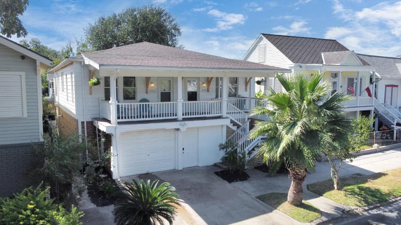 2 Kitchens,2 Living Rooms,4 Bedrooms-Close To All! Galveston Extérieur photo