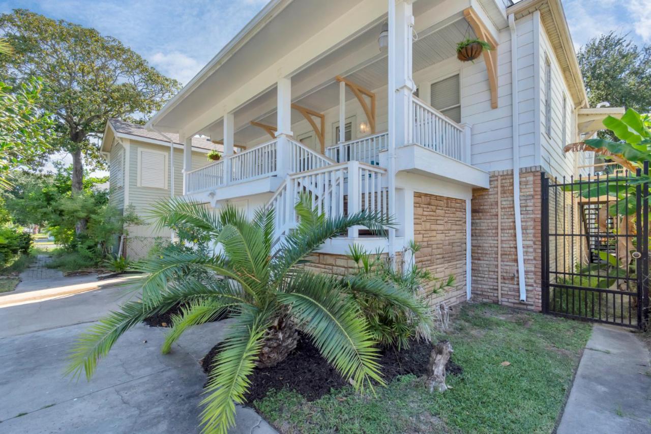2 Kitchens,2 Living Rooms,4 Bedrooms-Close To All! Galveston Extérieur photo