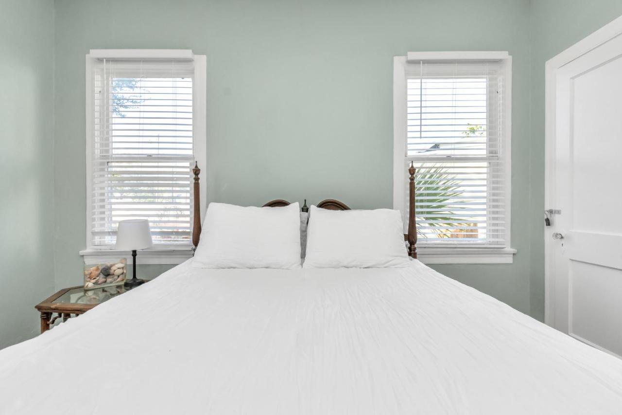 2 Kitchens,2 Living Rooms,4 Bedrooms-Close To All! Galveston Extérieur photo