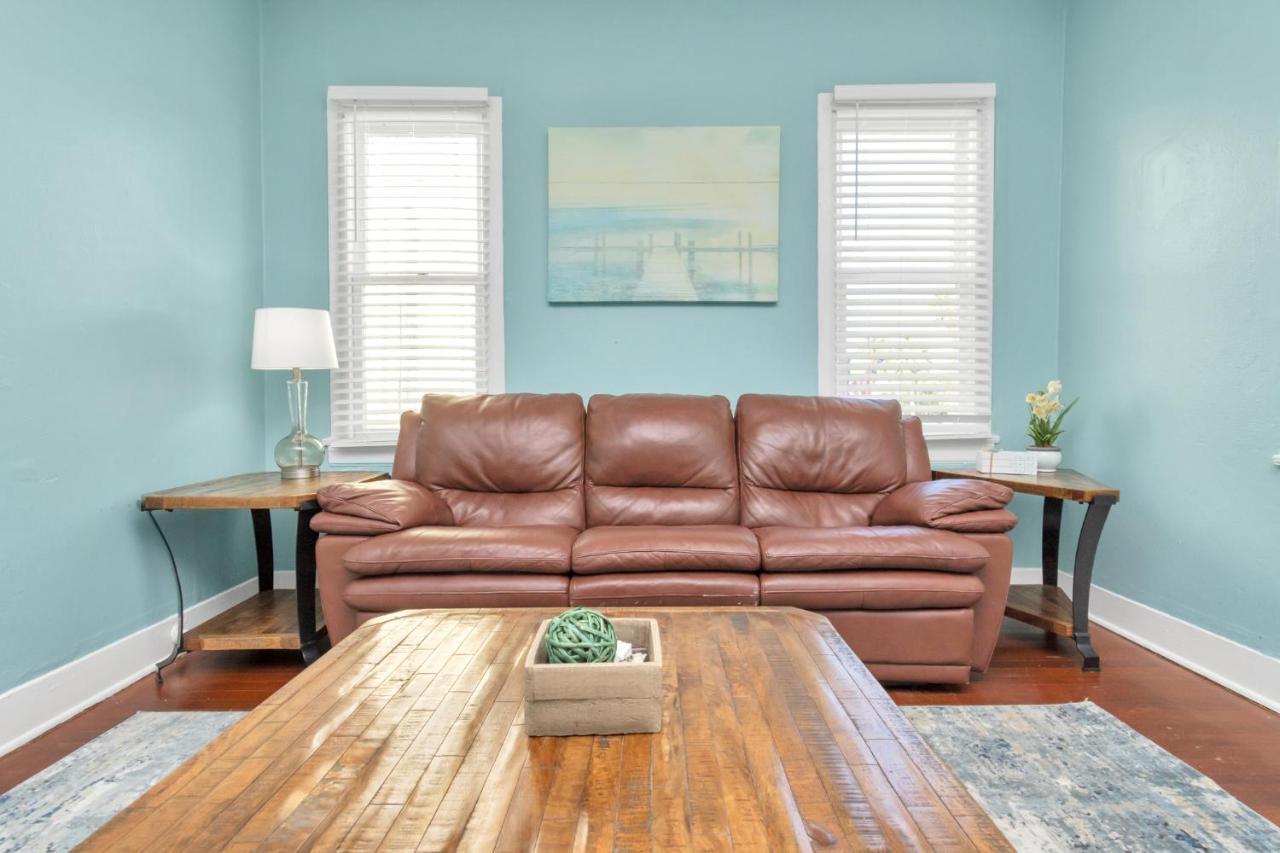 2 Kitchens,2 Living Rooms,4 Bedrooms-Close To All! Galveston Extérieur photo